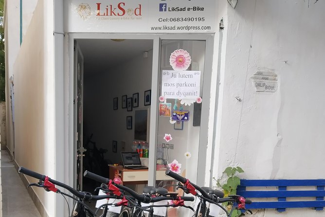 Tirana Day Tour with Electric Bikes - Small Group Size: The Real Advantage
