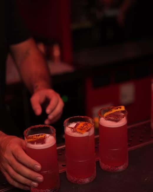 Tirana: Pub Experience with Tarot Cards and 5 Cocktails - Who this Tirana cocktail-and-tarot night is best for
