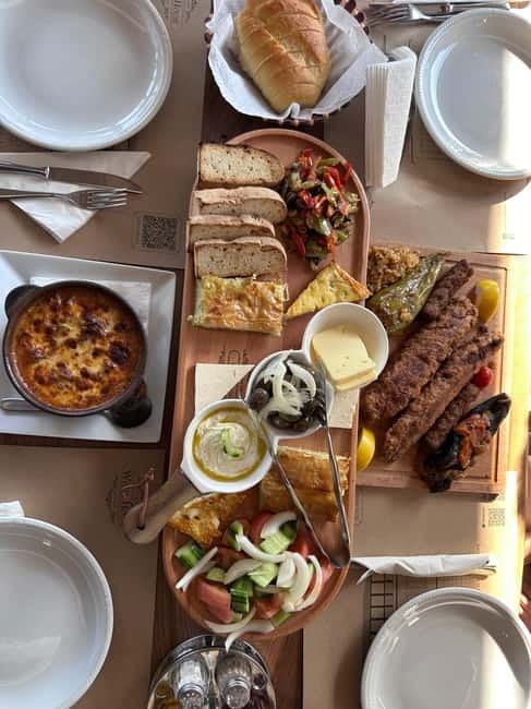 Tirana: Traditional Food in The City Center - Key things to know before you go