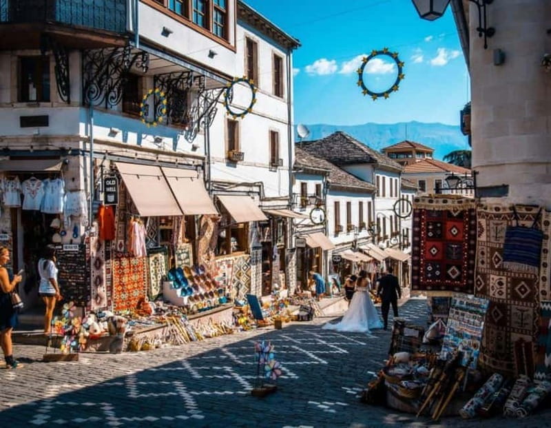 Tour and guide Blue Eye- Gjirokaster - Argjiro Castle: Ottoman to Communist to Modern Displays