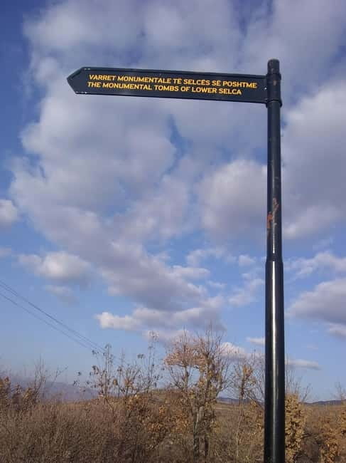 UNESCO Heritage Tour: Ancient Lin & Royal Tombs of Selca - Guri i Kuq’s abandoned ferro-nickel factory: a modern contrast