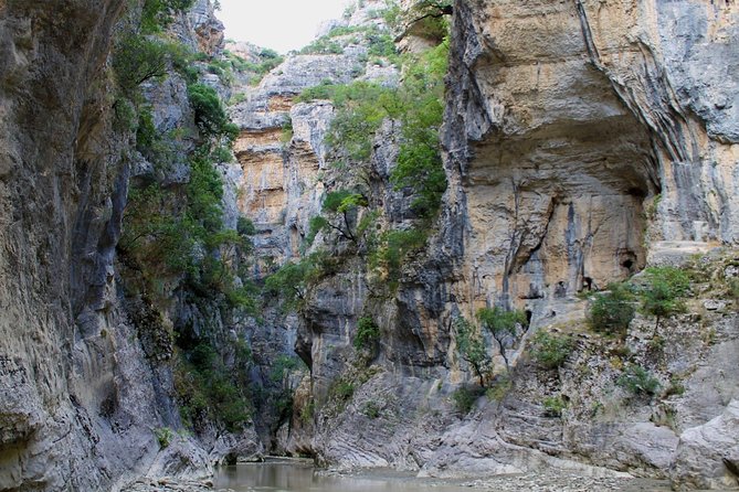 Visit Benje Thermal Baths & Kelcyra Waterfall & Langarica Canyon - What the Day Feels Like, Stop by Stop