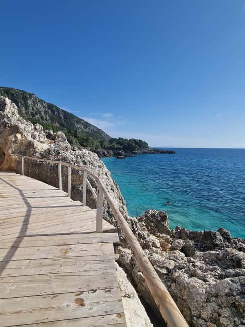 Vlora, Llogara & Dhërmi: Albanian Riviera from Durres/Golem - Vlora: independence-city walking time and bay views