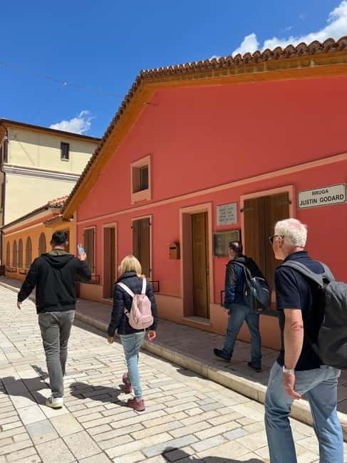 Vlora Old City Walking Tour - Old Market: snacks, browsing, and a last taste of local life