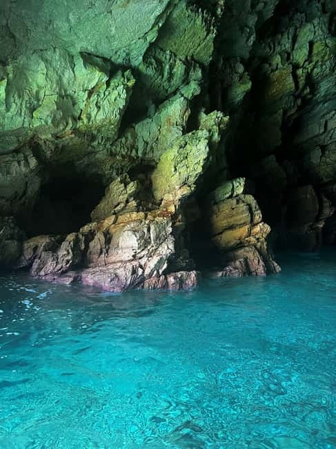 Vlore: Grama Bay & Karaburun Caves 8-Hour Speedboat Tour - Secret Canyon and Seal Cave: A Short Stop That Adds Big Variety