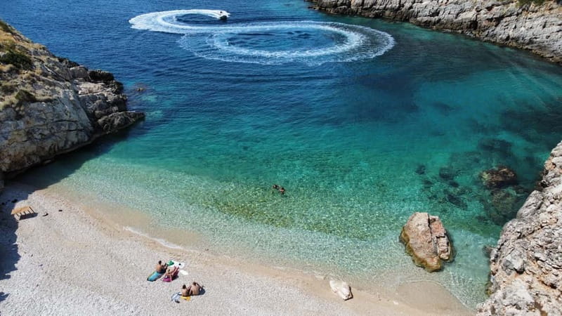 Vlore: Haxhi Ali Cave and Dafina Cave Speedboat Tour - What’s Included: Mask, Lunch, Photos, and Drinks