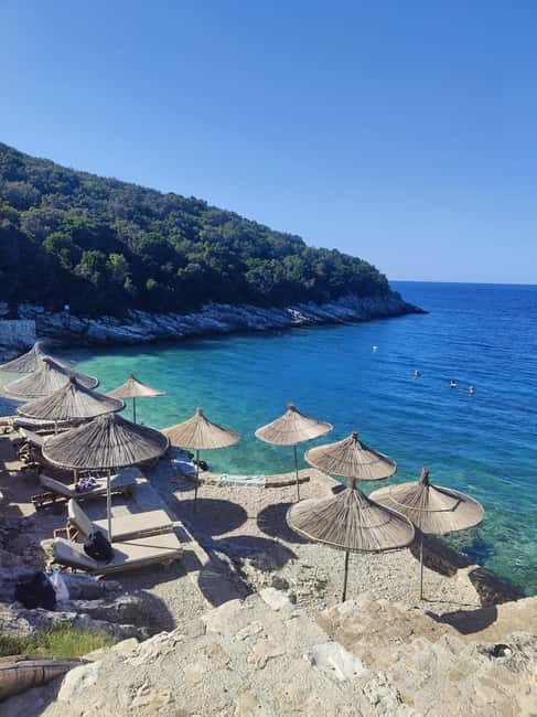 Vlorë: Haxhi Ali Cave & Karaburun SpeedBoat Tour - Onboard comfort, crew energy, and those small extras that add up