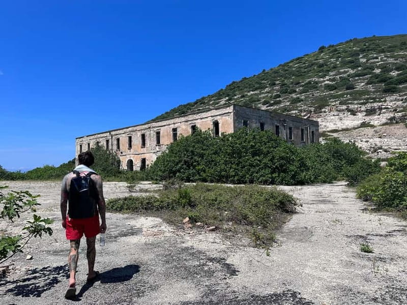 Vlore: Private Speedboat Tour to Sazan-Karaburun Marine Park - Haxhi Ali Cave: quick swimming and snorkeling in a nature-made world