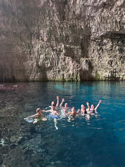 Vlore: Private Speedboat Tour to Sazan-Karaburun Marine Park - Starting point at Olympia Tours Vlorë, then straight onto the water