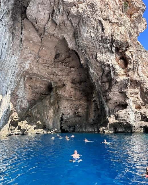Vlore: Sazan Island & Haxhi Ali Cave Speedboat Guided Tour - Karaburun Peninsula Bays: Gjiri i Shën Vasilit and Gjiri i Shen Kolit