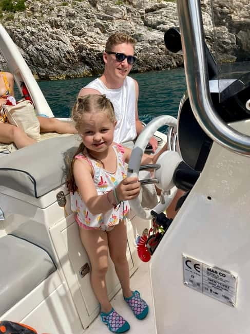Vlore: Secret Blue Gem Cave and Grama Bay Tour by Speed Boat - On-board vibe, music, and what’s likely to keep you comfortable