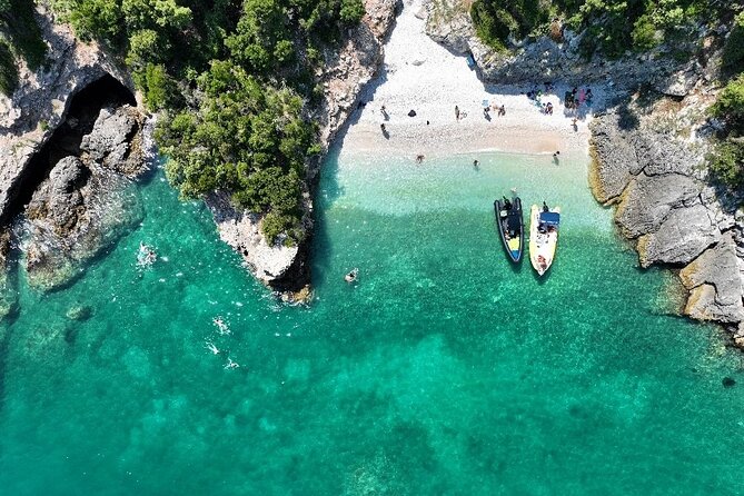 Vlore Speedboat Tour to Haxhi Ali Cave - Cape Galoveci: limestone rocks and shapes made for photos