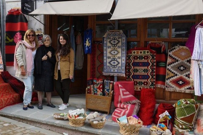 Walking Tour Baazar – The Argjiro Castle – Zekate house - Who this tour suits best