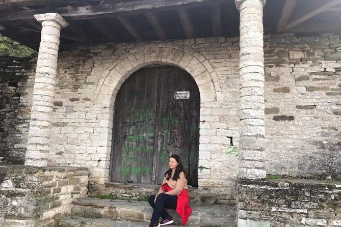 Walking Tour “The Old Bazaar, Cfake, Dunavat, Ali Pasha Bridge" - Cerciz Topulli Square to the Old Bazaar neighborhood under the castle walls